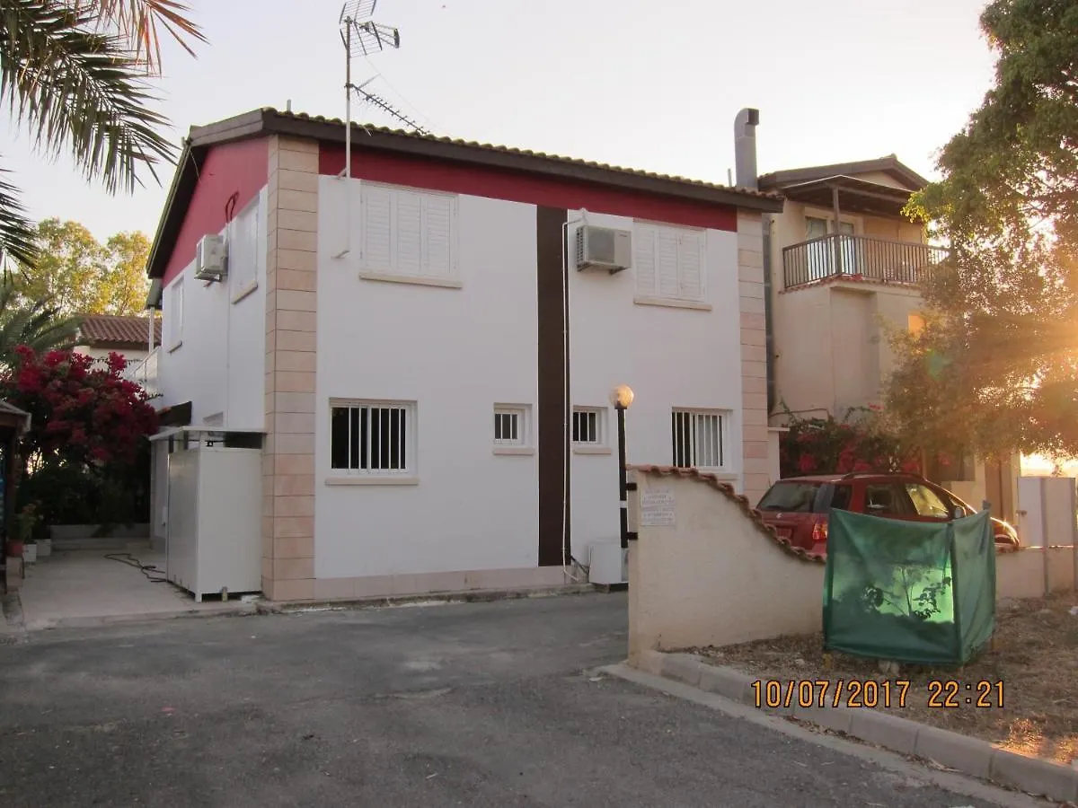 Spiros Seaside Home Meneou Cyprus